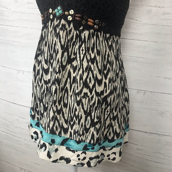 NANETTE LEPORE HALTER STYLE TOP - Picture 3 of 8